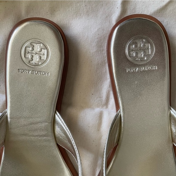 Tory Burch Metallic Gold Flip Flops - Picture 5 of 9